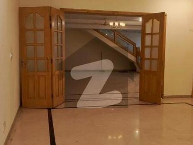House for rent in f7 f 7