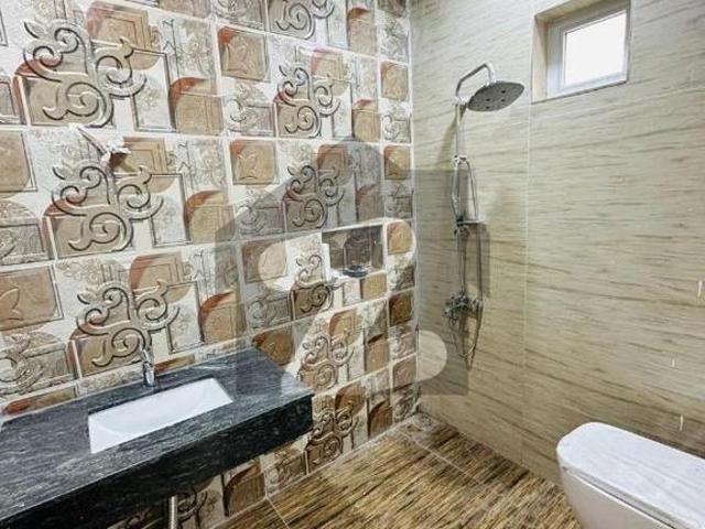 House for rent in f7 f 7