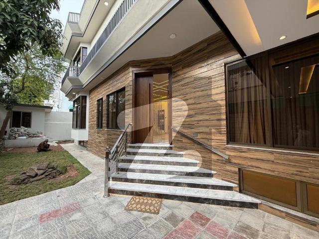 House For Rent In F8 F 8