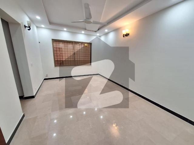 House for rent in f 7 islamabad f 7