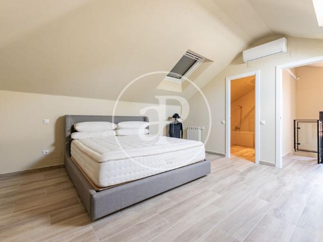 House for rent in La Escorzonera