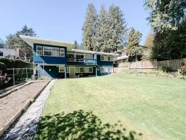 House for rent in North Vancouver, North Vancouver, 3190 Royal.
