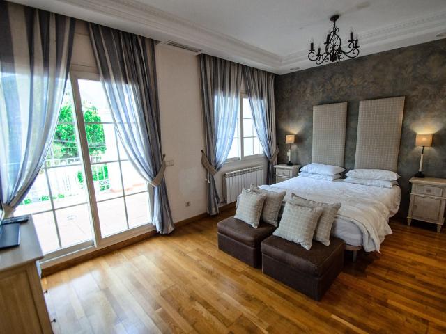 House For Rent in Nueva Andalucía Playa Las Mimosas, Marbella