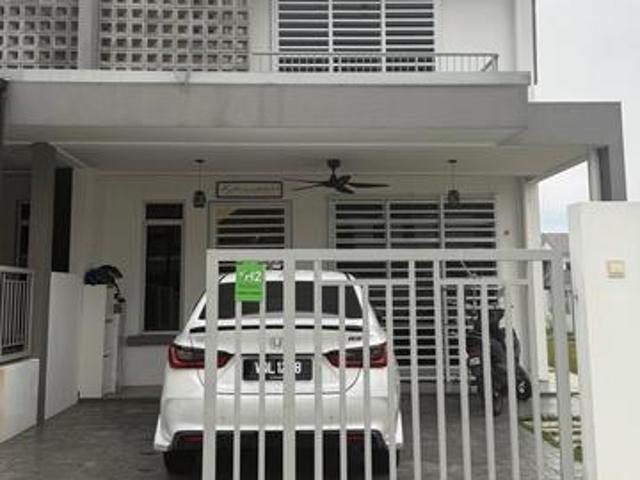 House for rent in Puncak Alam