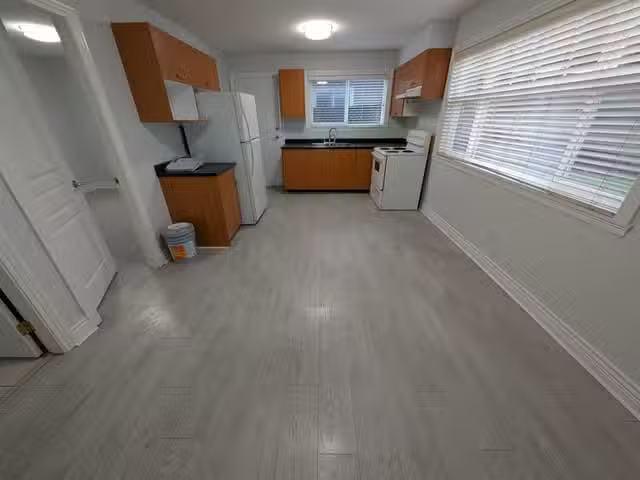 House for rent in Richmond, Richmond, 1BED SUITE 10xyz Shell R.