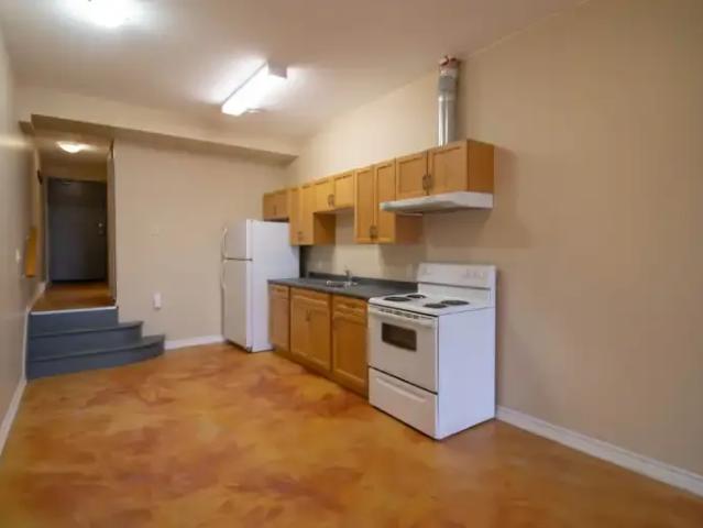 House For Rent St. Catharines ON 1095 ELS102846370
