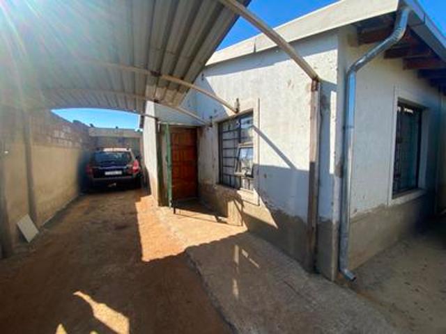 house forsale in palm ridge