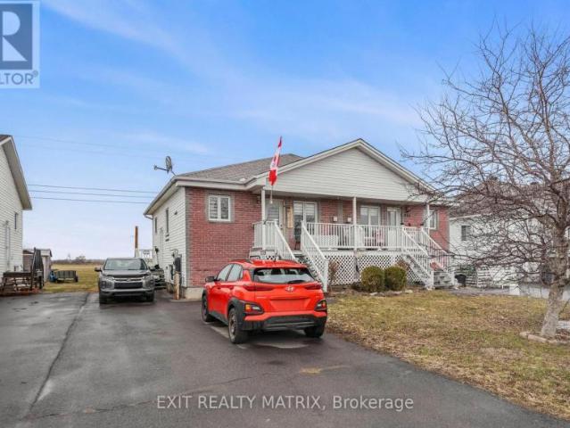 House Hawkesbury ON 101252276