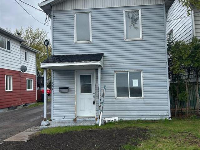 House Hawkesbury ON 102271861