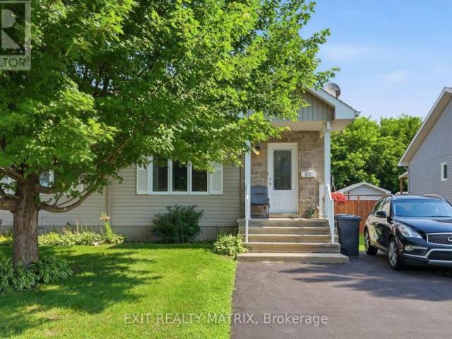 House Hawkesbury ON 103798594