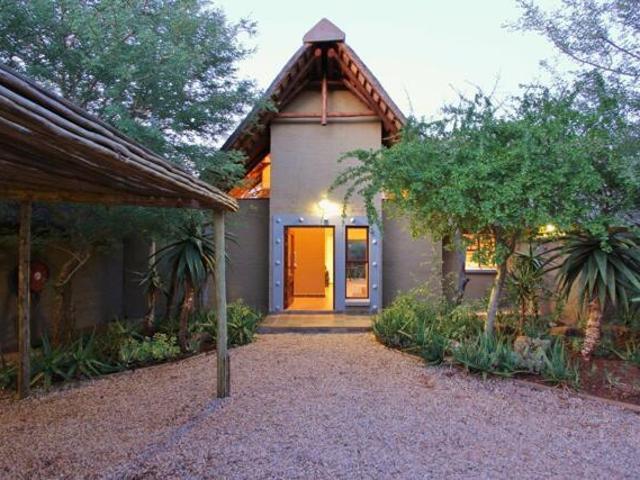 House Hoedspruit Limpopo LS67606377