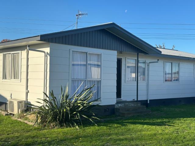 house in 6 Palgrave Avenue, Flaxmere, Hastings