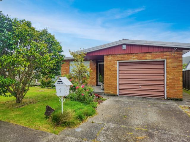 house in 7 Airdrie Avenue, Epuni, Lower Hutt