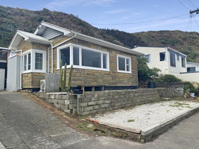 house in 37 Moa Point Road, Moa Point, Wellington City