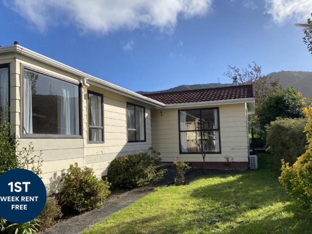 house in 343 Wellington Road, Wainuiomata, Lower Hutt