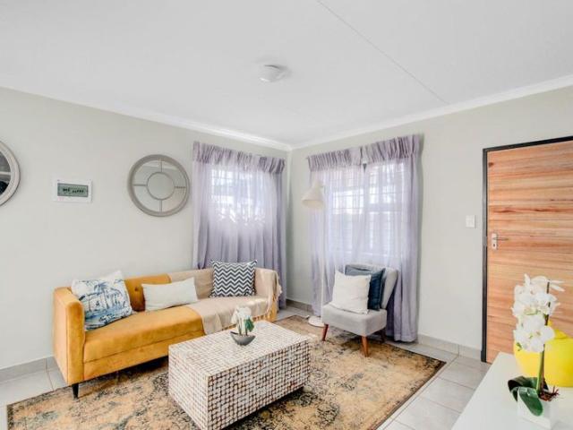 House in Tshepisong For Sale