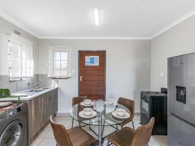 House in Wadeville For Sale
