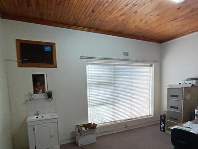 House in Willowmore