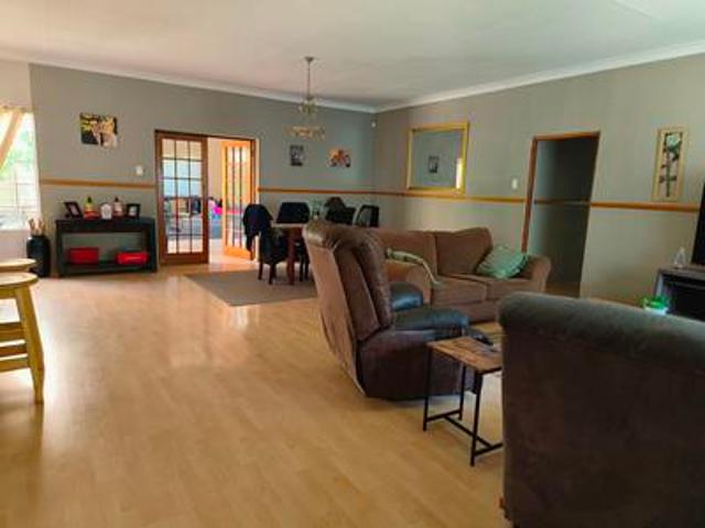 House in Witbank Central