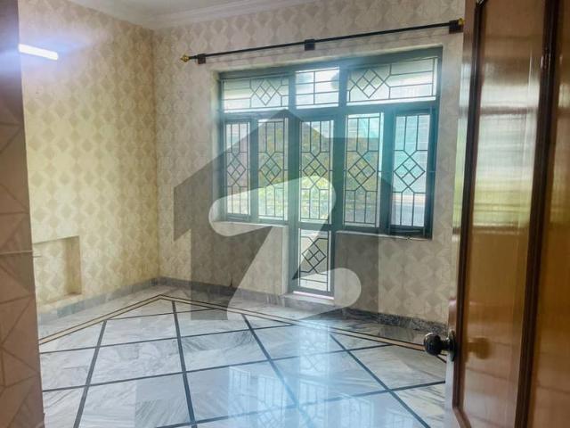 House In Airport Society