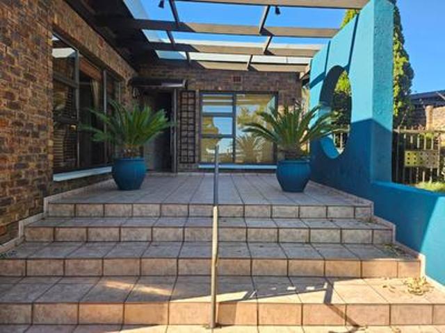 House in Bethal