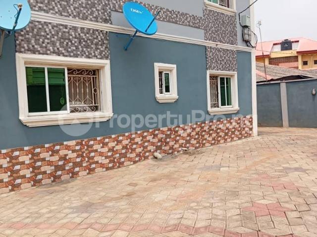 House in Bucknor Isolo Lagos | House for sale in isolo | House in isolo | PropertyPro Nigeria