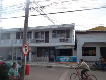 house in CARRERA 6 #30 27 B/ CENTRO