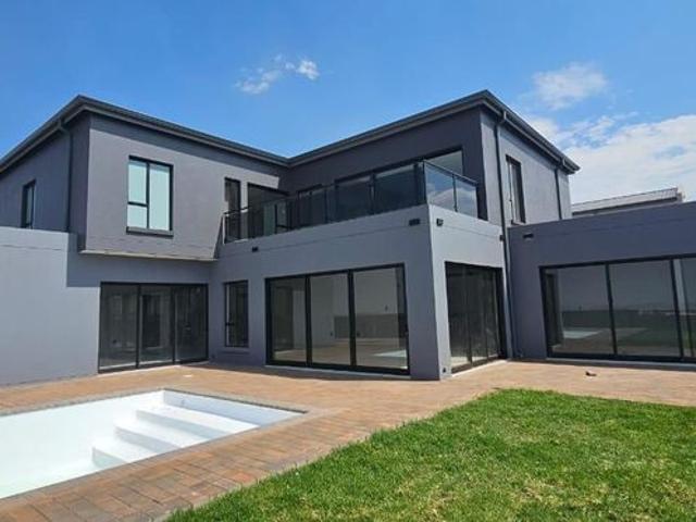 House in Cashan For Sale