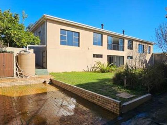 House in Chatsworth