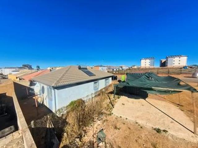 House in Clayville