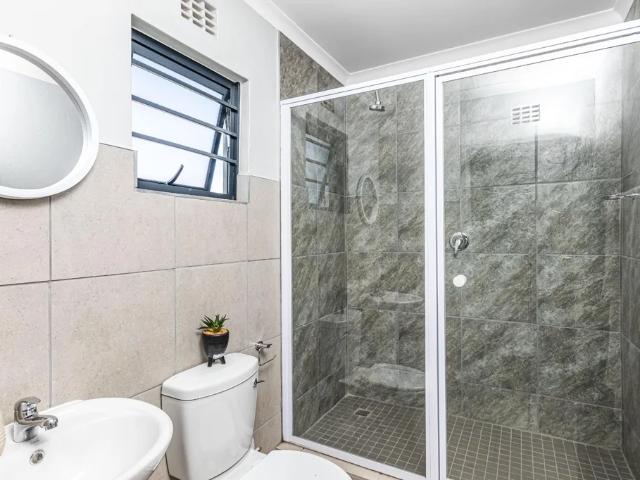 House in Eden Park For Sale