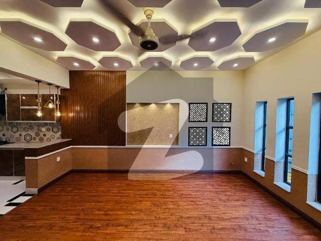 House In F 10/1 For Sale