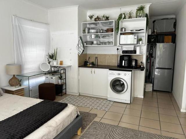 Studio Apartment in Flamingo Vlei