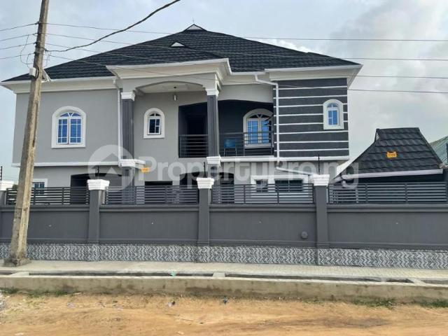 Buy Tastefully Built Block Of Flats in Igbogbo, Ikorodu Lagos 5LPDM | PropertyPro Nigeria