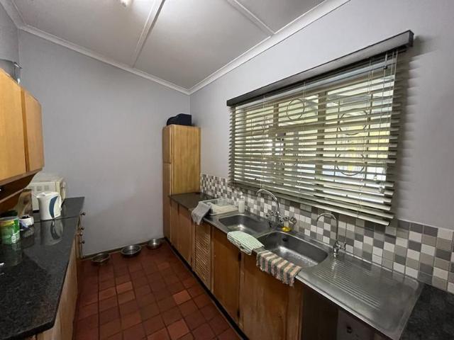 House in Klisserville For Sale