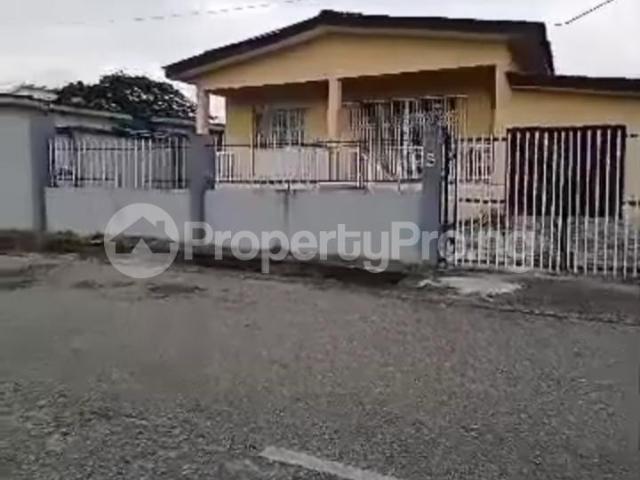 Buy Bungalow in Mende, Maryland Lagos 1LRFY | PropertyPro Nigeria