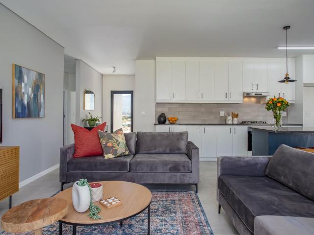 4 Bedroom House in Paarl North