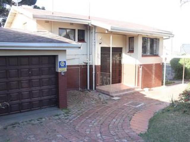 House in Reservoir Hills