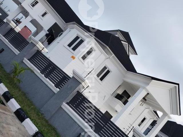 Rent Magnificently Designed 5 Bedroom Duplex Penthouse in Samonda, Ibadan Oyo 0LMRP | PropertyPro Nigeria