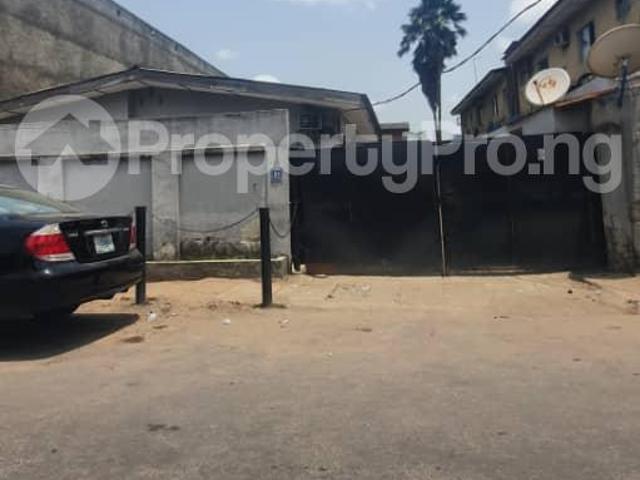 Buy Land Measuring Over 550sqm + Bungalows in Sabo, Yaba Lagos 8LFYU | PropertyPro Nigeria