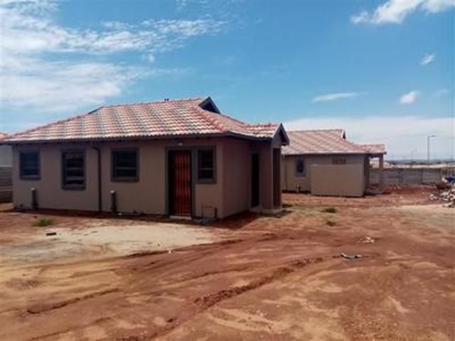House in Sharon Park
