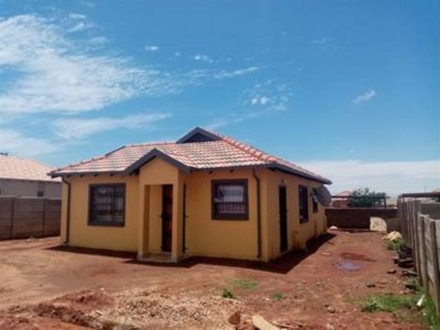 House in Sharon Park