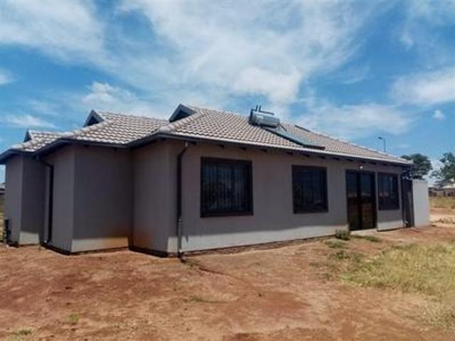 House in Sharon Park