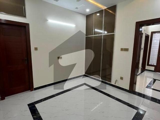 House Is Available For Rent G 13