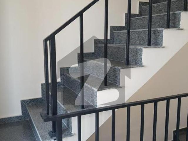 House Is Available For Sale D 12/1