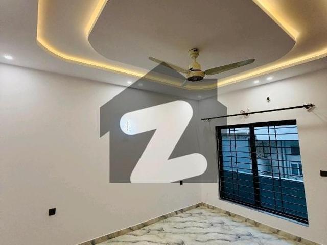 House Is Available For sale In F 10/1