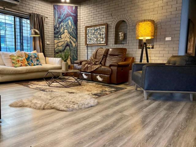 House is Available For Sale on Superb Location Lahore DHA Phase 4 ID 77217