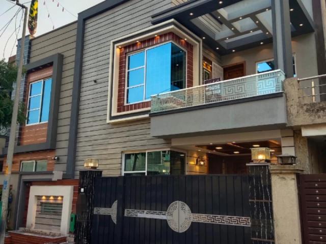 House Is Available For Sale Lahore KHAYABAN E AMIN ID 73072