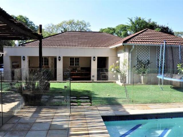 House Johannesburg Gauteng 67606773