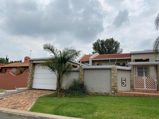 House Johannesburg Gauteng 67606865